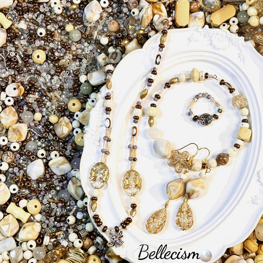 【Blanco y dorado】mezcla de cuentas de vidrio/cuentas acrílicas/piedras naturales/2-18mm